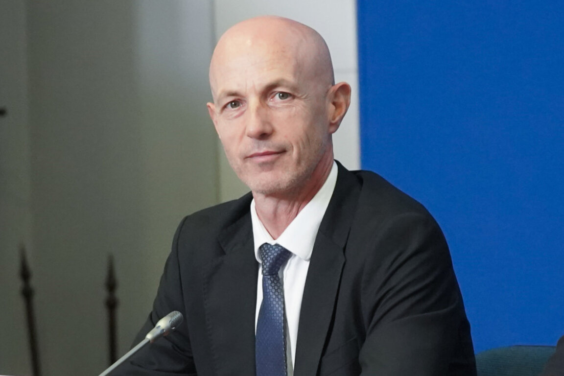 Коста Стоянов