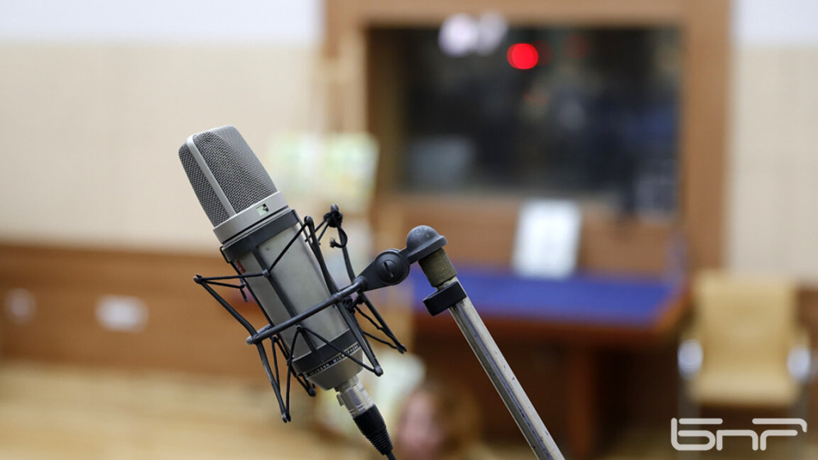 Водещият на "12 плюс 3" и "Политически НЕкоректно" Петър Волгин излиза в отпуск