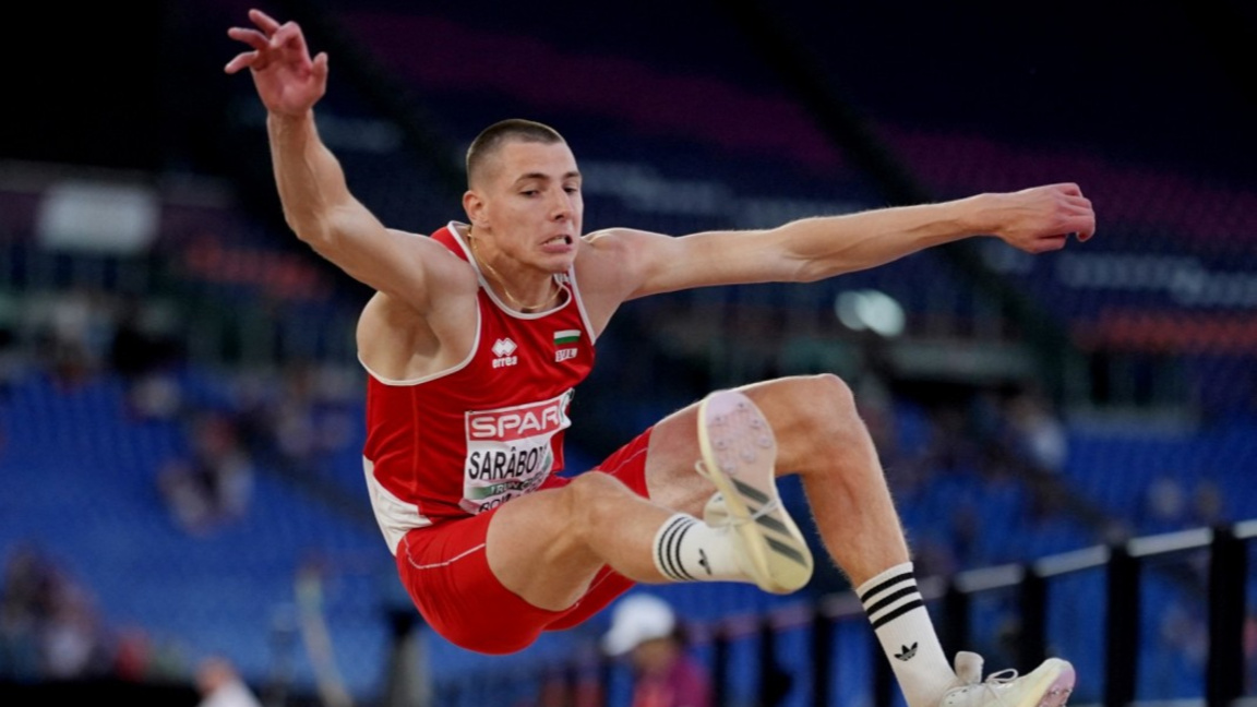 Saraboyukov opens season with second pla...