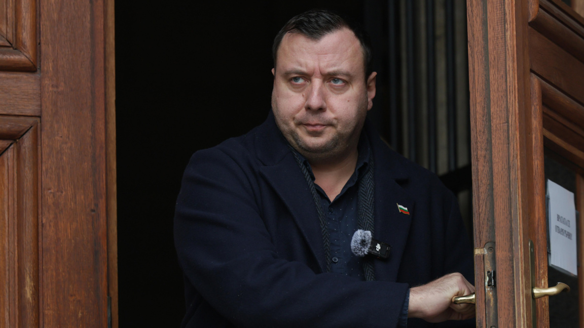 Народният представител от "Възраждане" Петър Петров даде брифинг за медиите днес, 13 януари 2026 г.