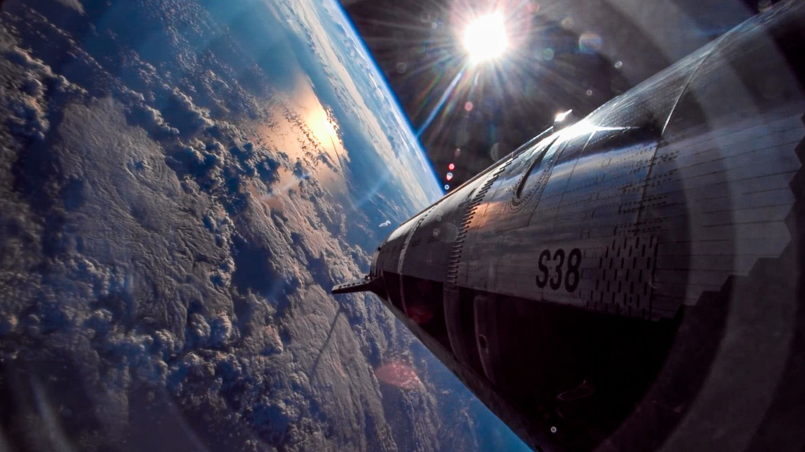 SpaceX придобива xAI, за да изгражда ИИ центрове за данни в Космоса