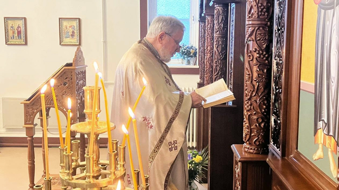  Padre Petar Simeonov: 50 años de servic...