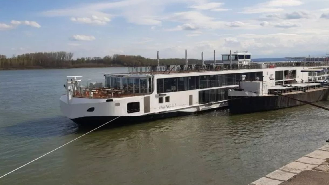 350 cruise ships docked at the Bulgarian...