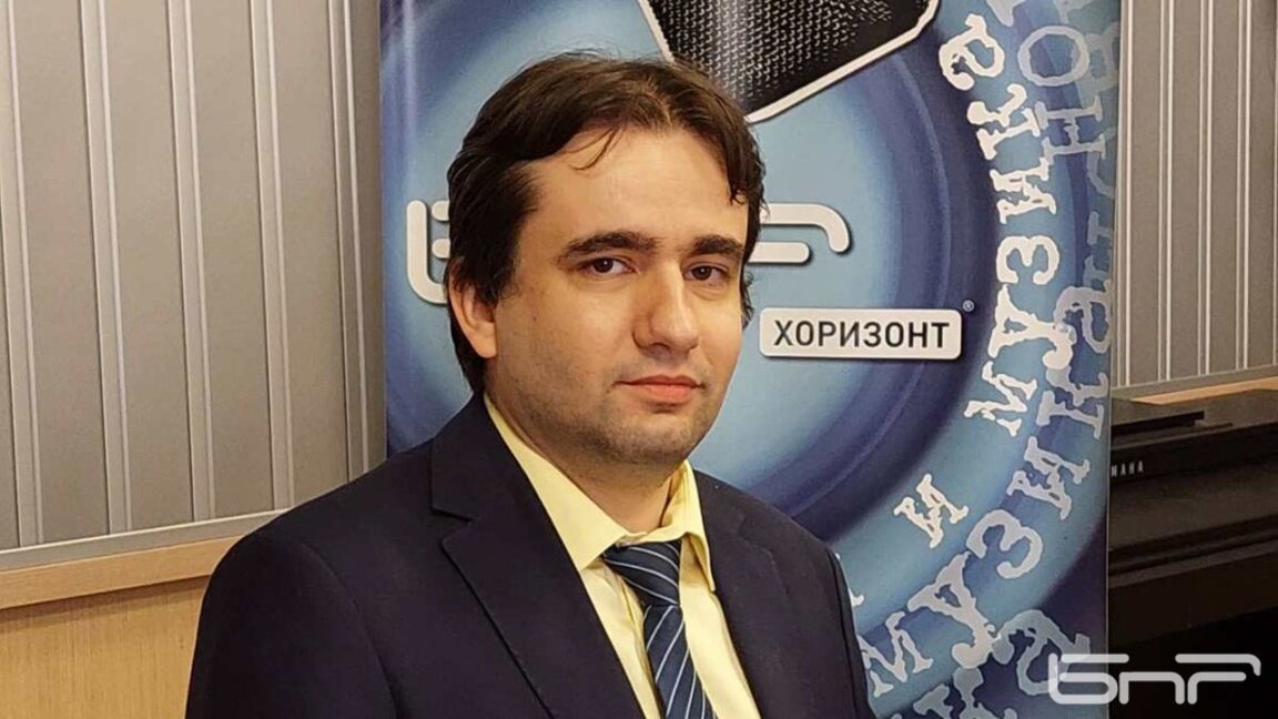 Божидар Божанов