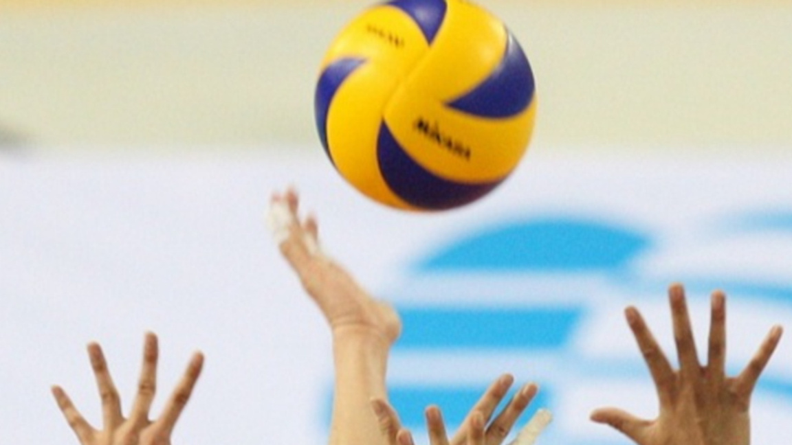 Локомотив Авиа е на полуфинал във волейб...