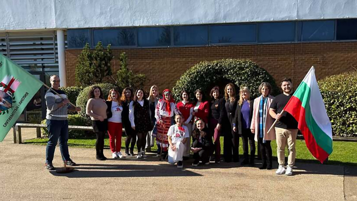 Училище "В. Левски" в Саутхемптън предла...