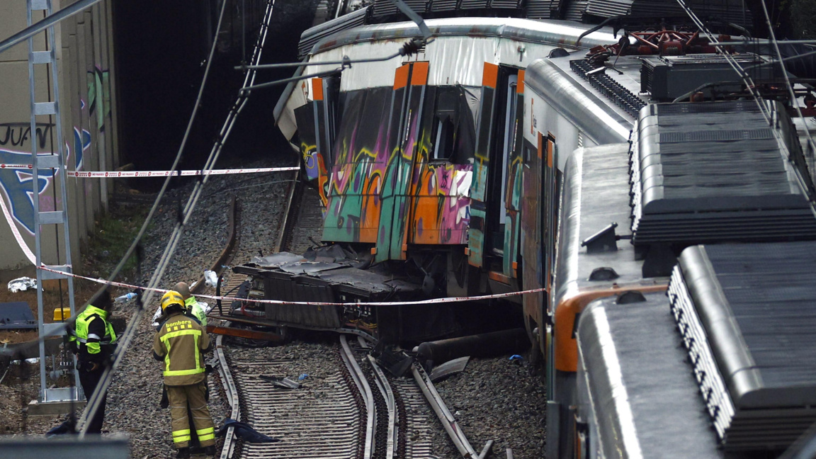 Транспортен хаос в Барселона след поредна влакова катастрофа