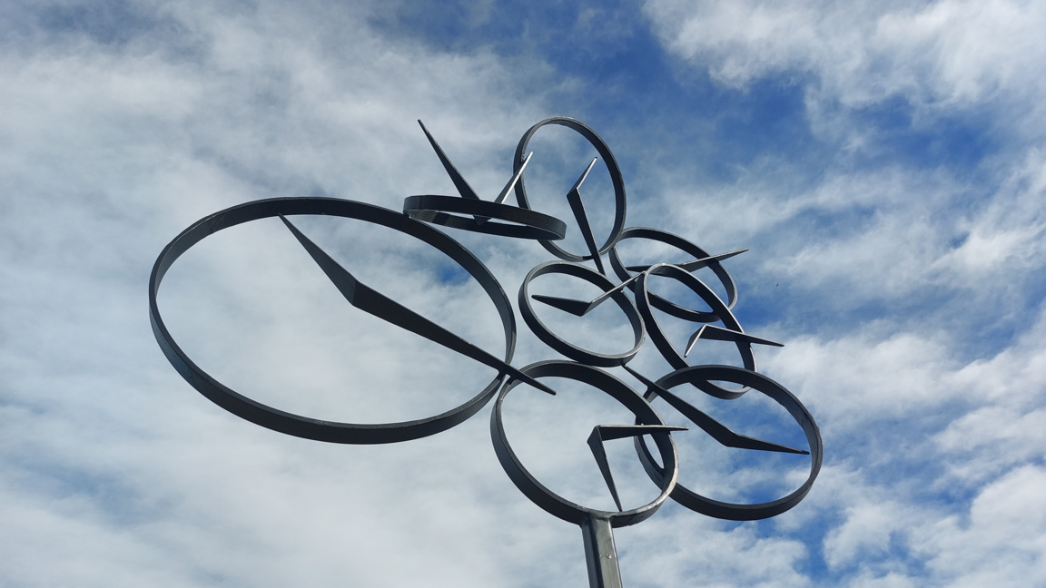 ''Точно днес" с поглед към 8 януари...