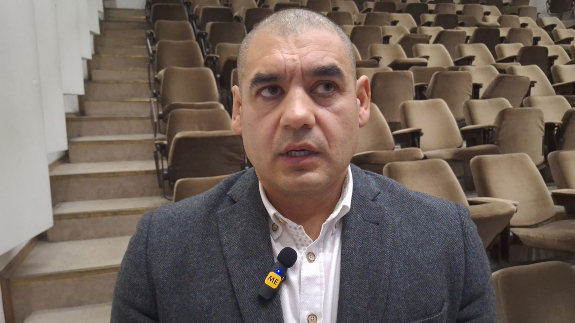 Юрджан Ахмед: Басейнът ще отвори врати в...