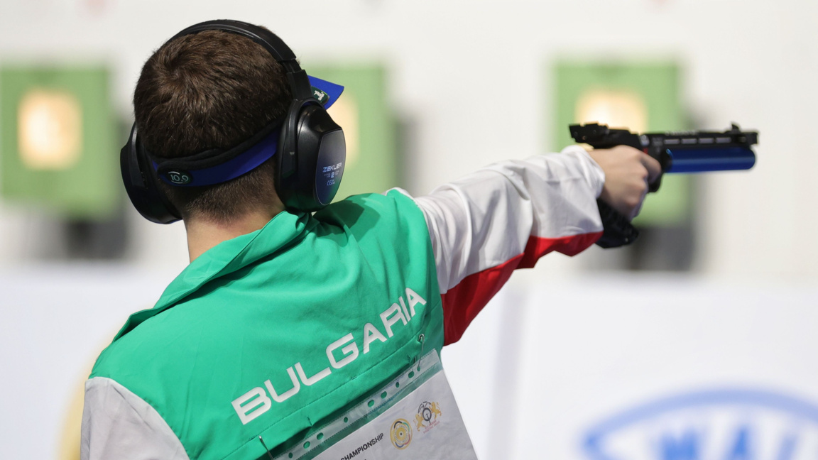 Злато за стрелците ни на Европейското в ...