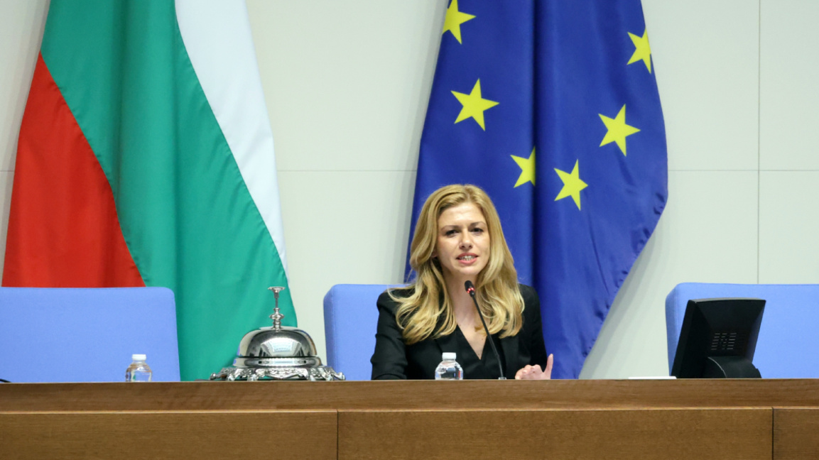 Доцова ще участва в срещата на върха на ...
