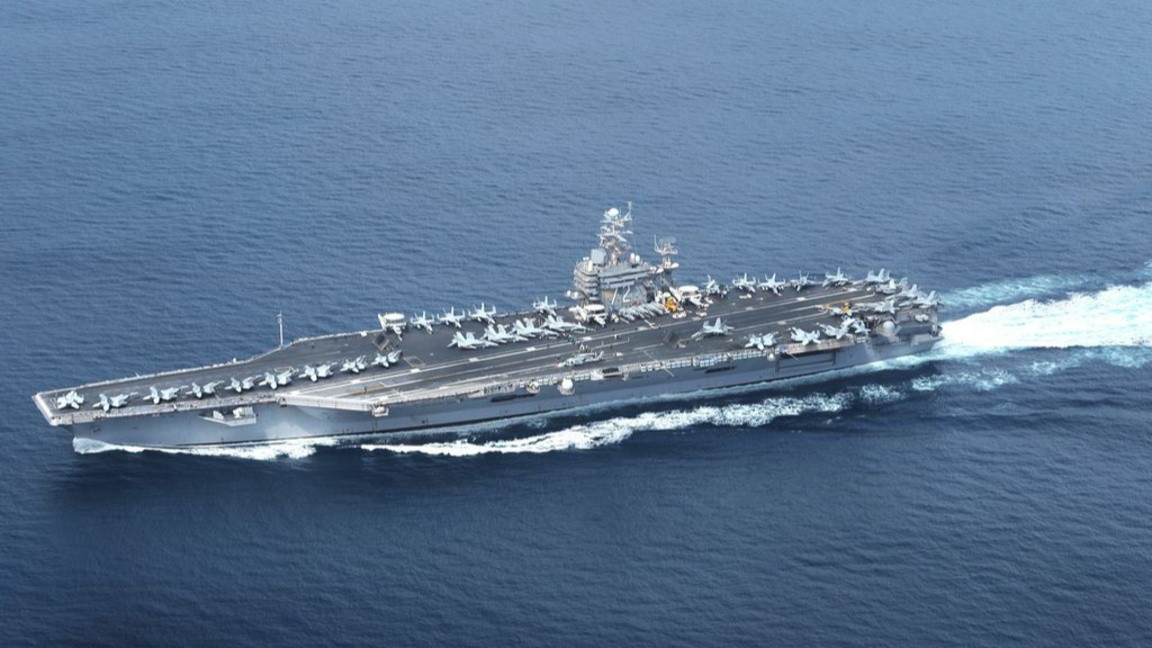 Самолетоносачът „Ейбрахам Линкълн“